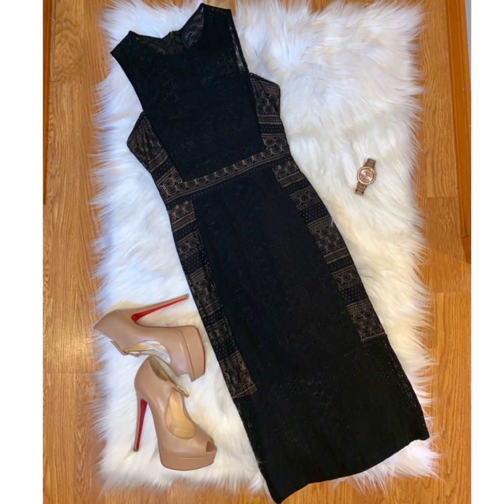 BCBGMaxAzria Sleeveless lace dress